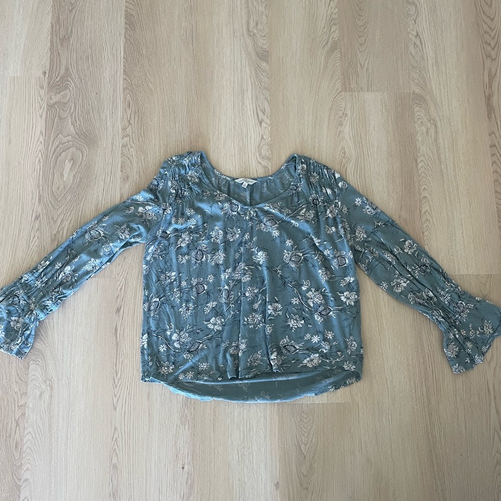 Luck Brand Blue and White Floral Long Sleeve